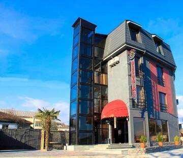 Фотографии Отель Central Hotel г. Цхалтубо (Грузия) №1 Фото Отель Central Hotel г. Цхалтубо 1