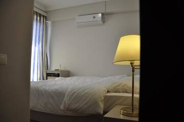 Фото номера Стандартный двухместный номер с 2 отдельными кроватями Отель Central Hotel г. Цхалтубо 28