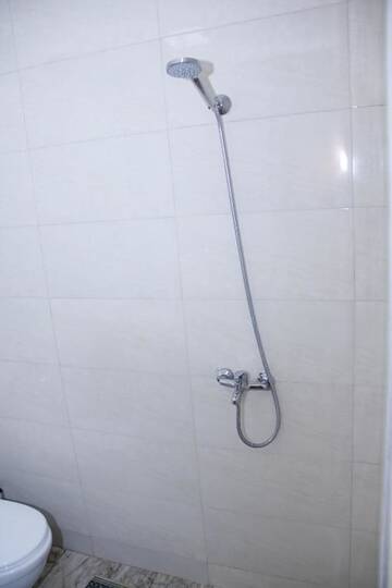 Фото номера Семейный номер с видом на сад Хостелы Hostel Viajeros г. Цхалтубо 4